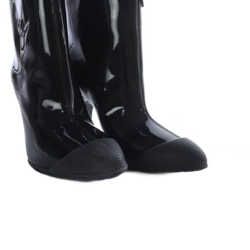 【中古】ミュウミュウ miumiu ブーツ ショート ハイヒール パテントレザー 36 ブラック 5U9535 /YO7 レディース ミュウミュウ miumiu ブーツ ショート ハイヒール パテントレザー 36