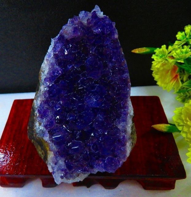 【専用】レア品質✿透明感抜群❀ウルグアイ産✿天然石アメジスト約14.3㍉ ウルグアイ産☆ 天然水晶☆絶品超濃い濃い超美しい☆アメジスト