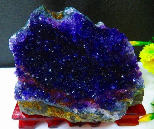 ウルグアイ産☆ 天然水晶☆絶品超濃い濃い超美しい☆アメジスト