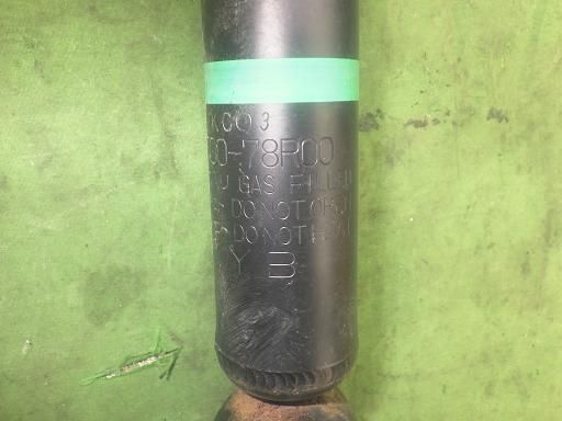 ジムニー用 純正 サスショック セール 新車外し！】スズキ純正 JB74W