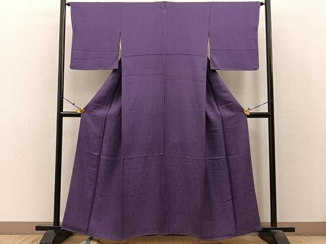 平和屋着物●上質な色無地　作家物　本草木染　紗綾形地紋　京紫色　正絹　逸品　未使用　DAAZ0985ps 平和屋着物○上質な色無地 よろけ縞地紋 京紫色 ロング丈 正絹
