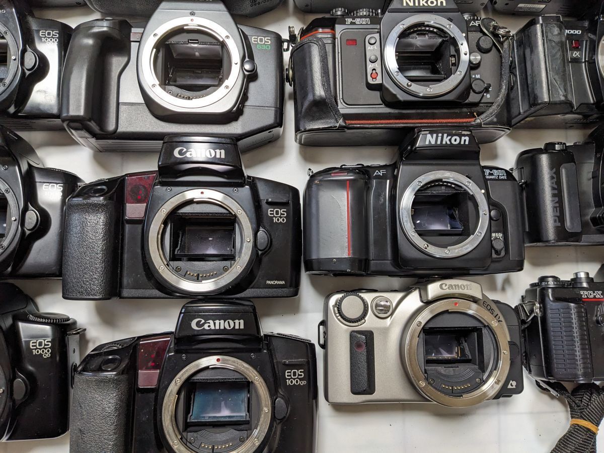 カメラ　まとめ売り　Canon eos kiss MINOLTA レンズ Canon Digital SLR Camera EOS Kiss X4 EF-S 18-55 IS 18 MP KISSX4