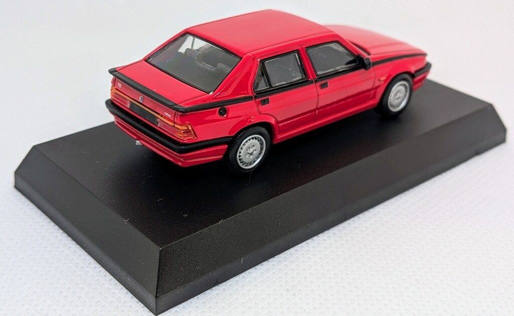 京商 1/64 アルファロメオミニカーコレクション3 75 T.Spark (レッド