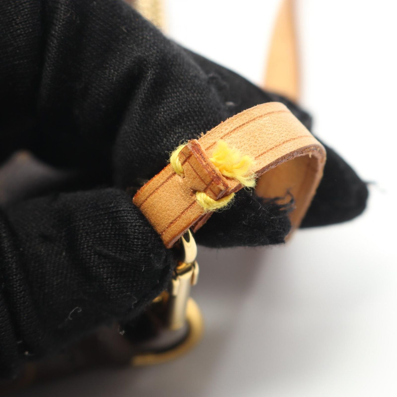 ルイ・ヴィトン LOUIS VUITTON ハンドバッグ ポシェットアクセソワール