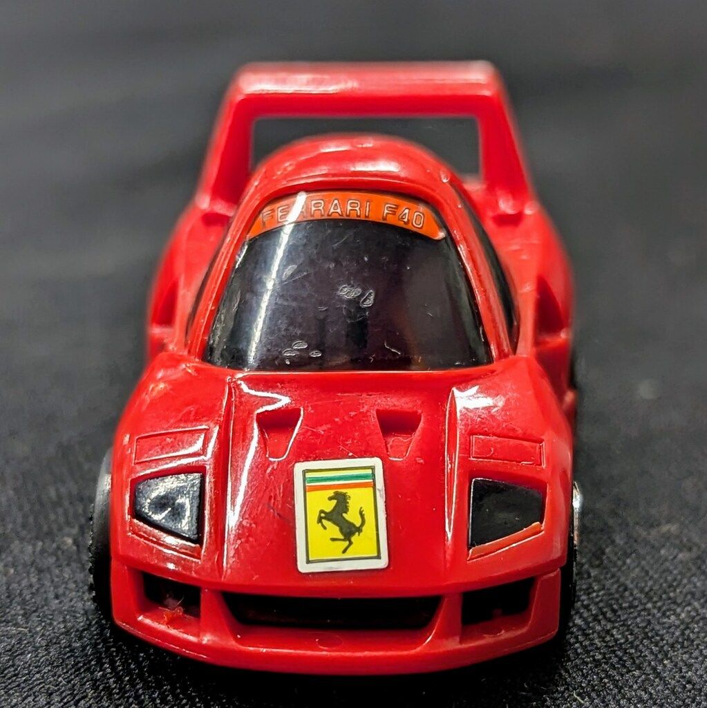 タカラ チョロQHG フェラーリF40/赤、窓黒 No.23 - メルカリ