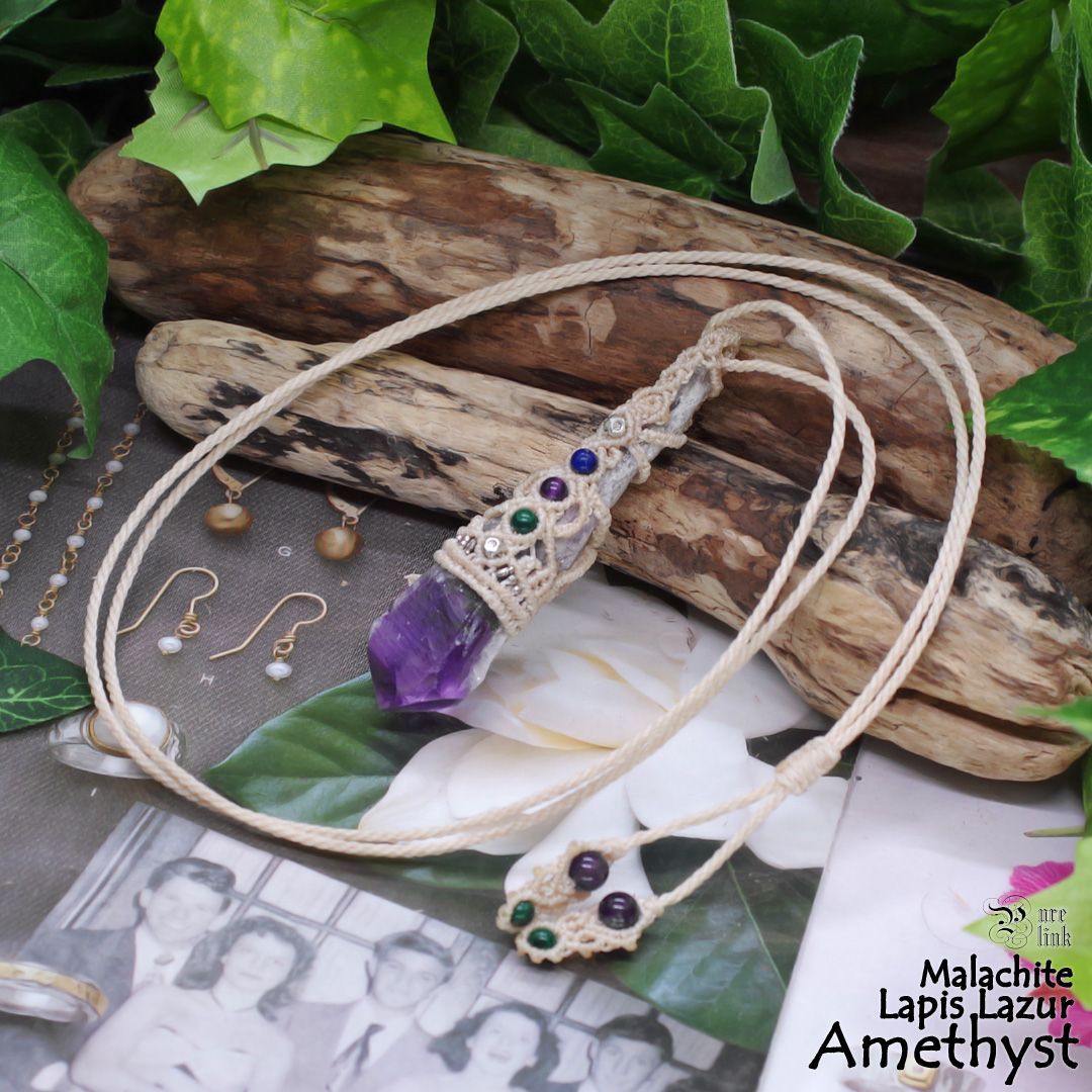 聖なる紫石『アメジスト』ダガーポイントマクラメ編トップネックレス