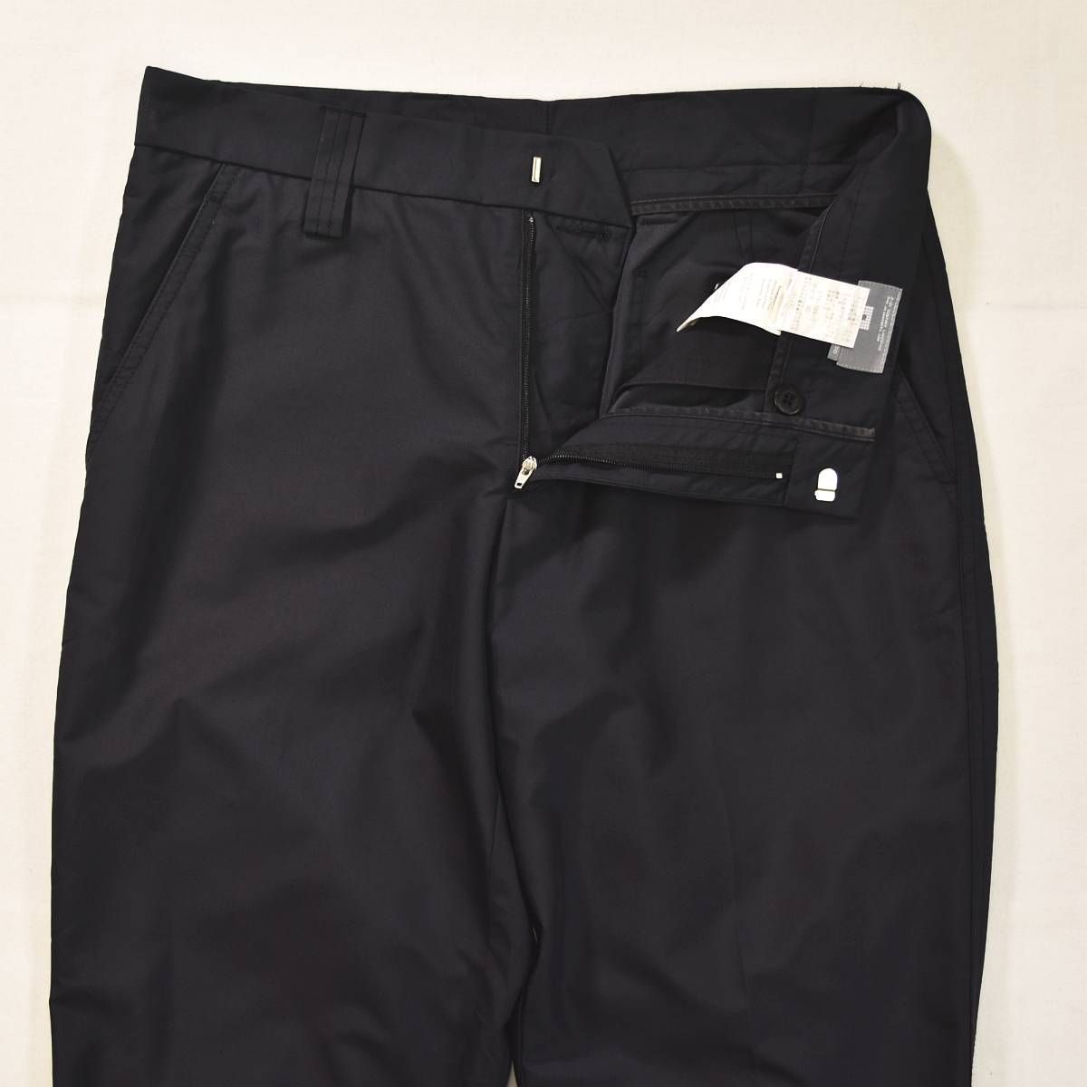 新品タグ付き J.LINDEBERG ジャケット パンツセットアップ 新品タグ付き J.LINDEBERG ジャケット パンツセットアップ 新品タグ