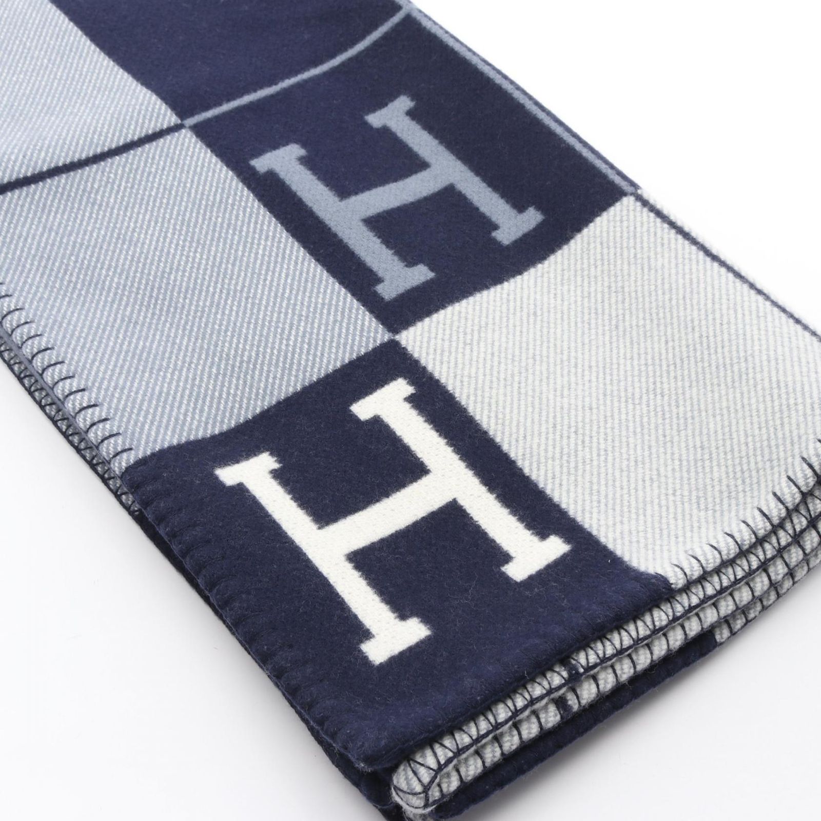プレード HERMES エルメス エクリュ ブランケット アヴァロン3