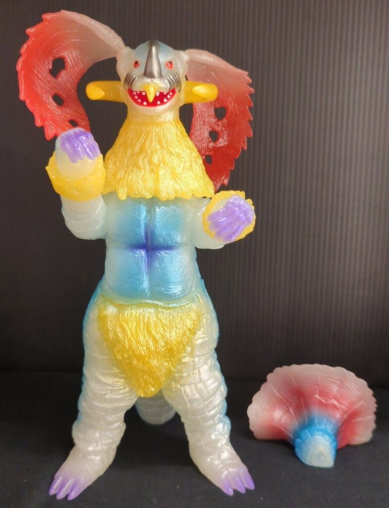 エクスプラス 大怪獣シリーズ ルナチクス 蓄光Ver. - メルカリ