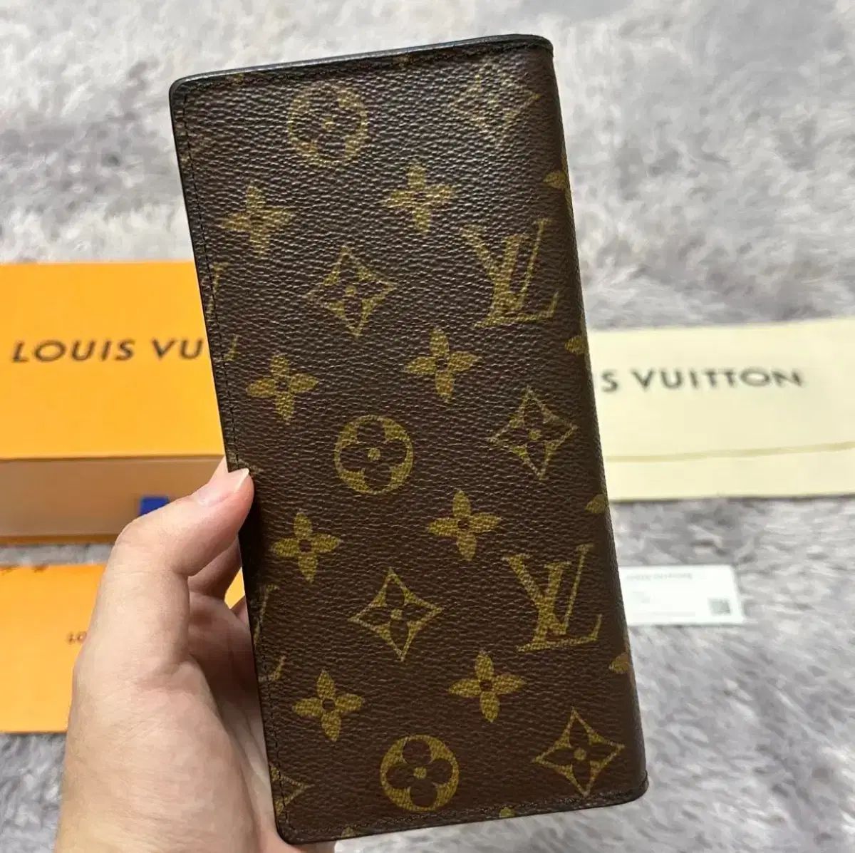 ルイ・ヴィトン エクリプス オーガナイザー 正規店購入 付属品全て有り ルイ・ヴィトン エクリプス オーガナイザー 正規店購入 付属品全て有り