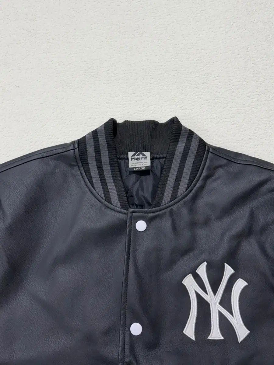 マジェスティック NEW YORK ニューヨーク・ヤンキース スタジアム