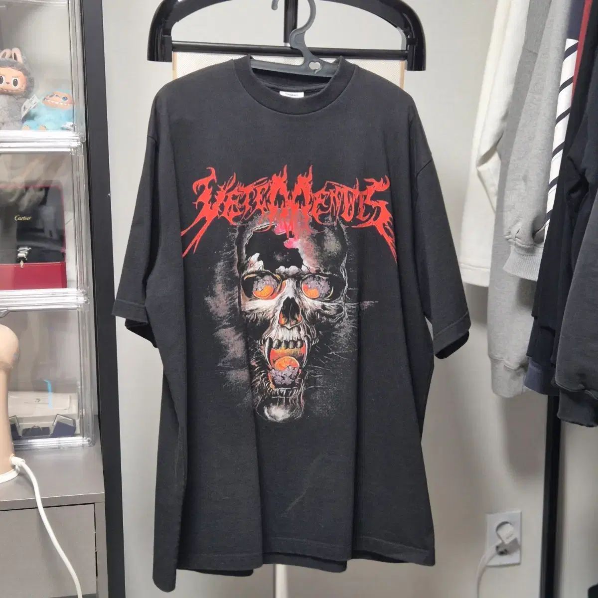 XS VETEMENTS ヘビーメタル スカル 前版 Tシャツ - メルカリ