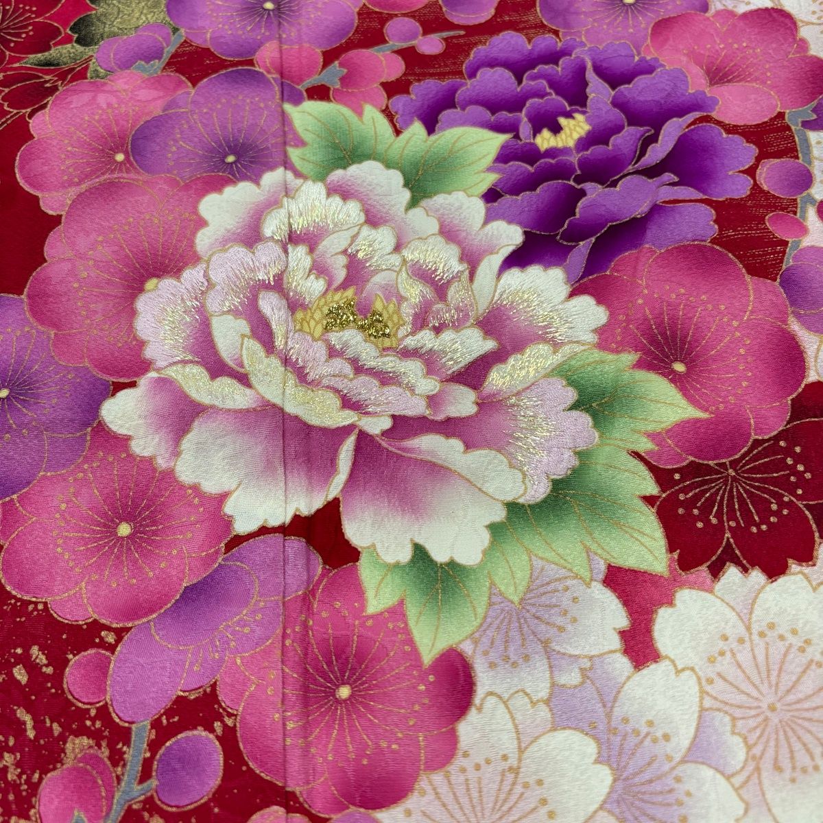 振袖 身丈168cm 裄丈69cm L 袷 牡丹 桜 刺繍 箔 赤 正絹 名品 【中古