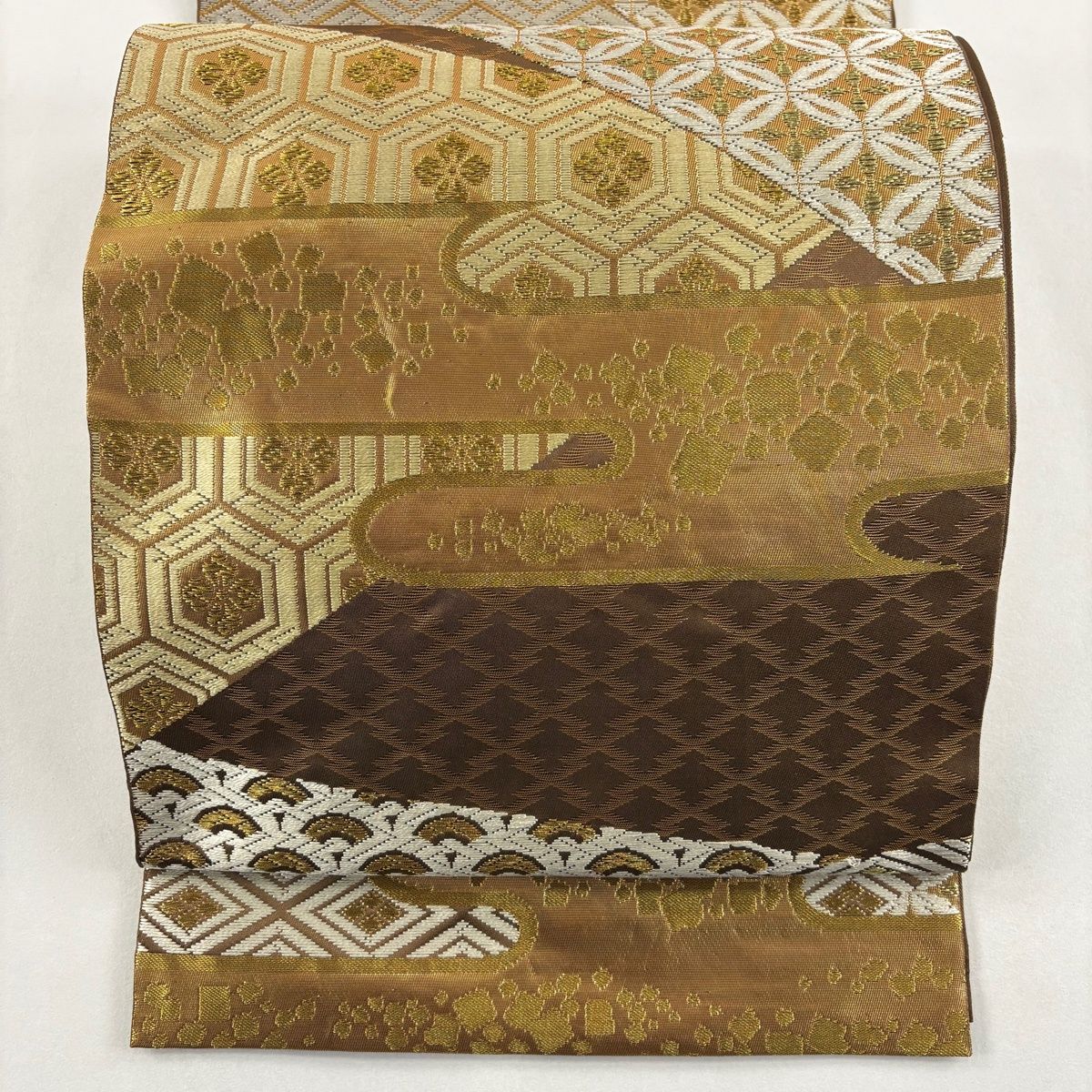 袋帯 名品 川島織物 落款 有職文様 ヱ霞 金糸 箔 茶色 六通 正絹
