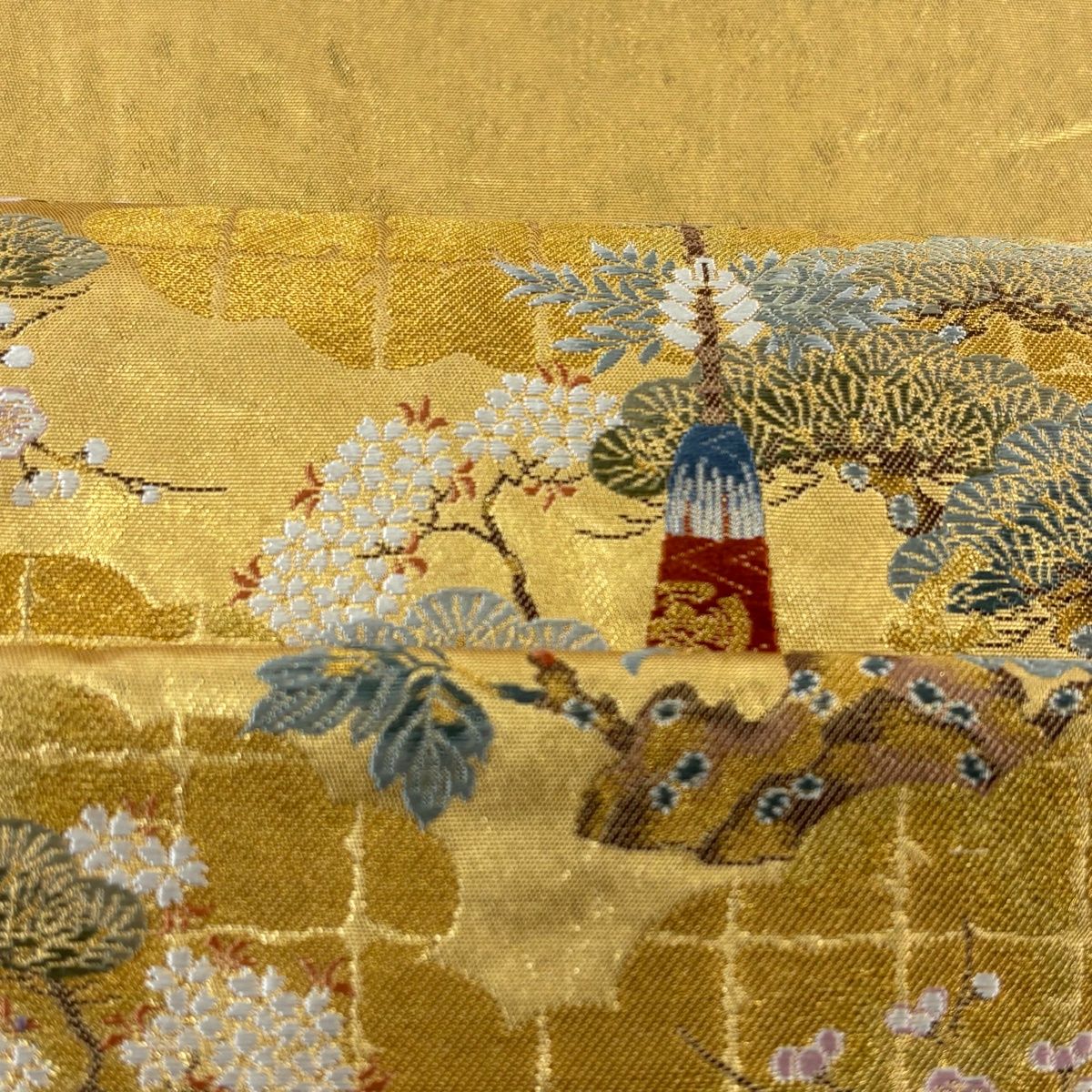 袋帯 逸品 長嶋成織物 落款 関西仕立て 瀞金錦 山鉾 花鳥 刺繍 本金箔