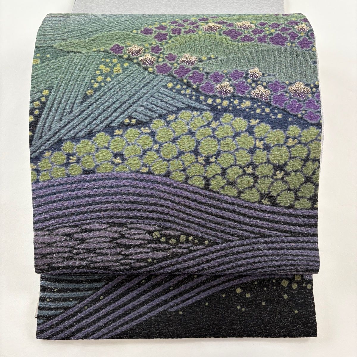 滝泰謹製 落款入 おぼろ染 襲ね絞り 袋帯 銀通し 刺繍 金糸 正絹 Q662 滝泰謹製 落款入 おぼろ染 襲ね絞り 袋帯 銀通し 刺繍 金糸 正絹 Q662