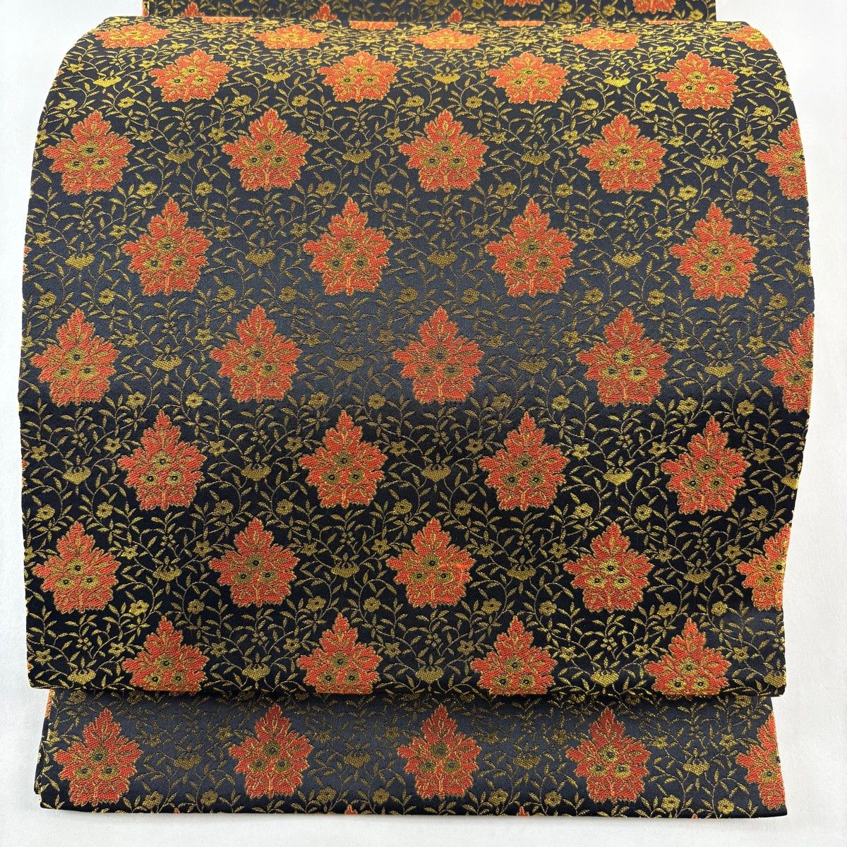 美品】 開き名古屋帯 逸品 龍村美術織物 比翼仕立て 草花 花唐草 金糸 