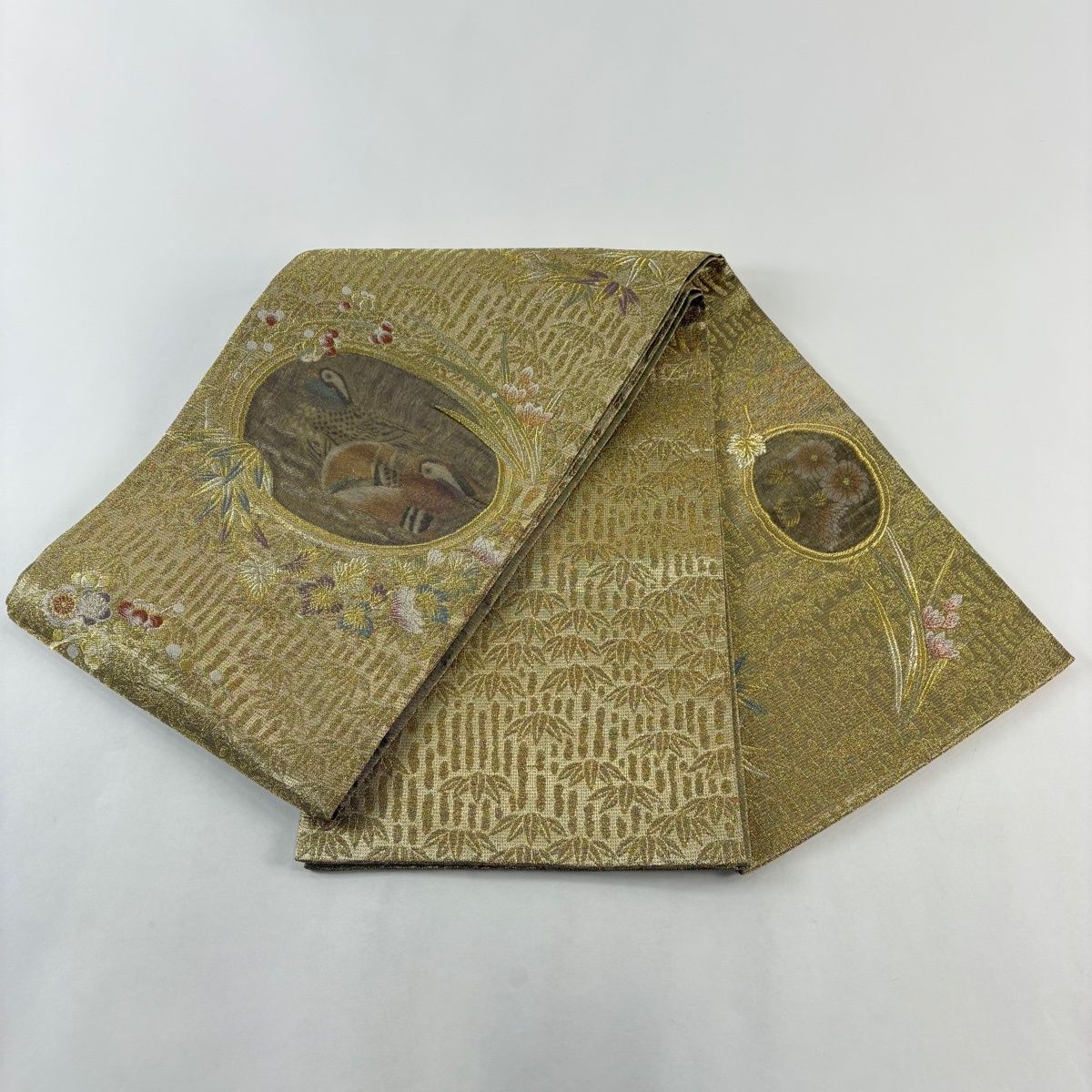 美品】 袋帯 逸品 羽田登喜男監修 鴛鴦 枝梅 金銀糸 箔 金色 お太鼓柄