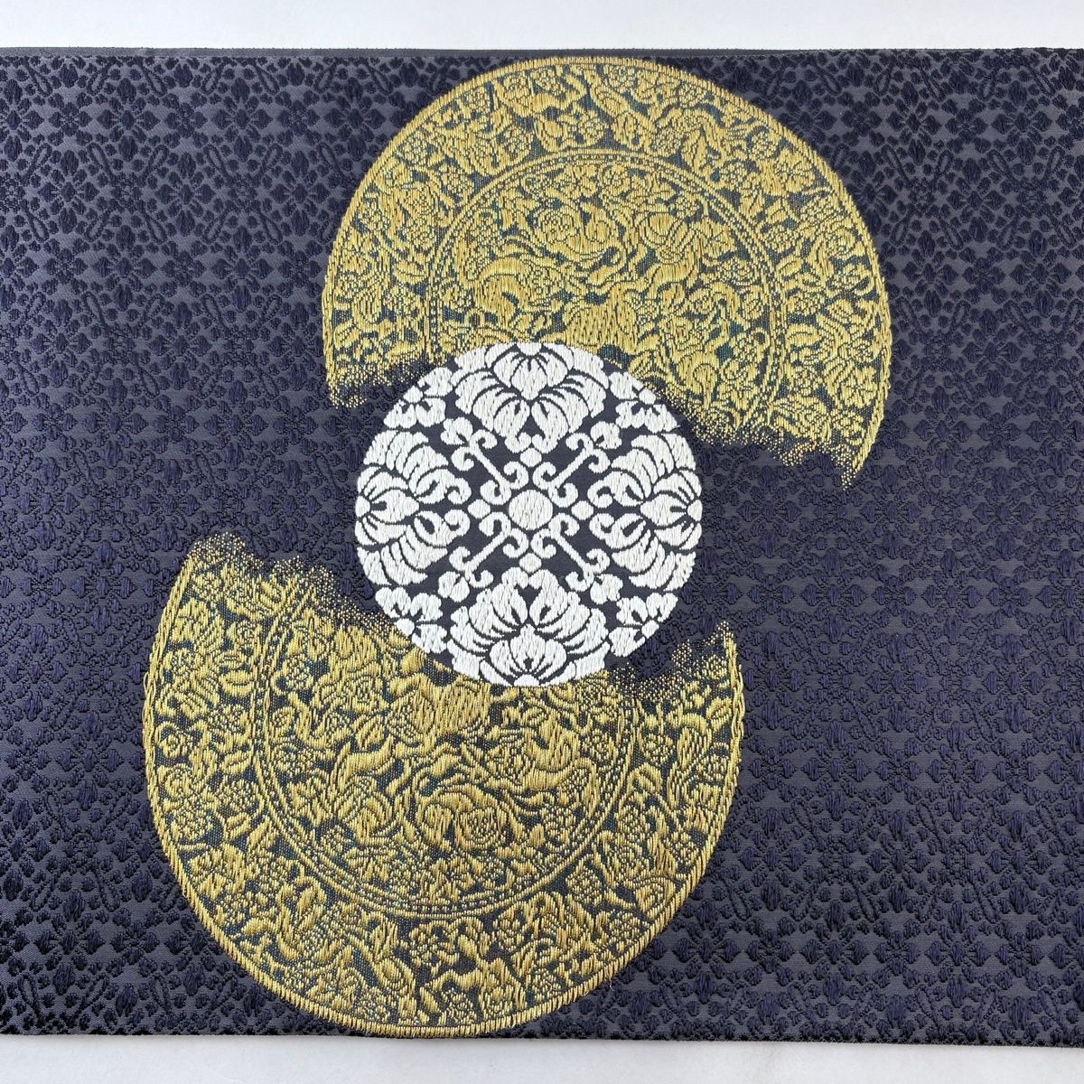 美品】 袋帯 逸品 落款 山口弘躬染織 小葵地葡萄鏡文 金糸 箔 青紫