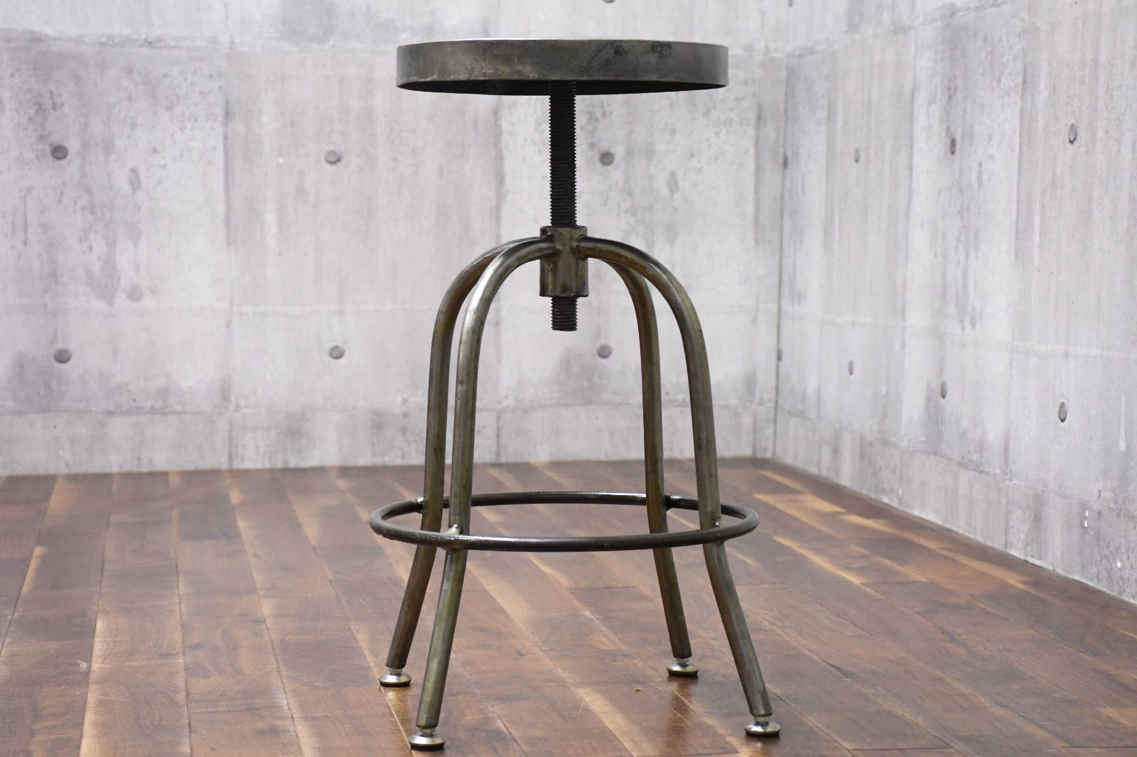 a.depeche インダストリアル スクリュー ハイスツール 椅子 チェア a.depeche インダストリアル スクリュー ハイスツール (まま) 九条の