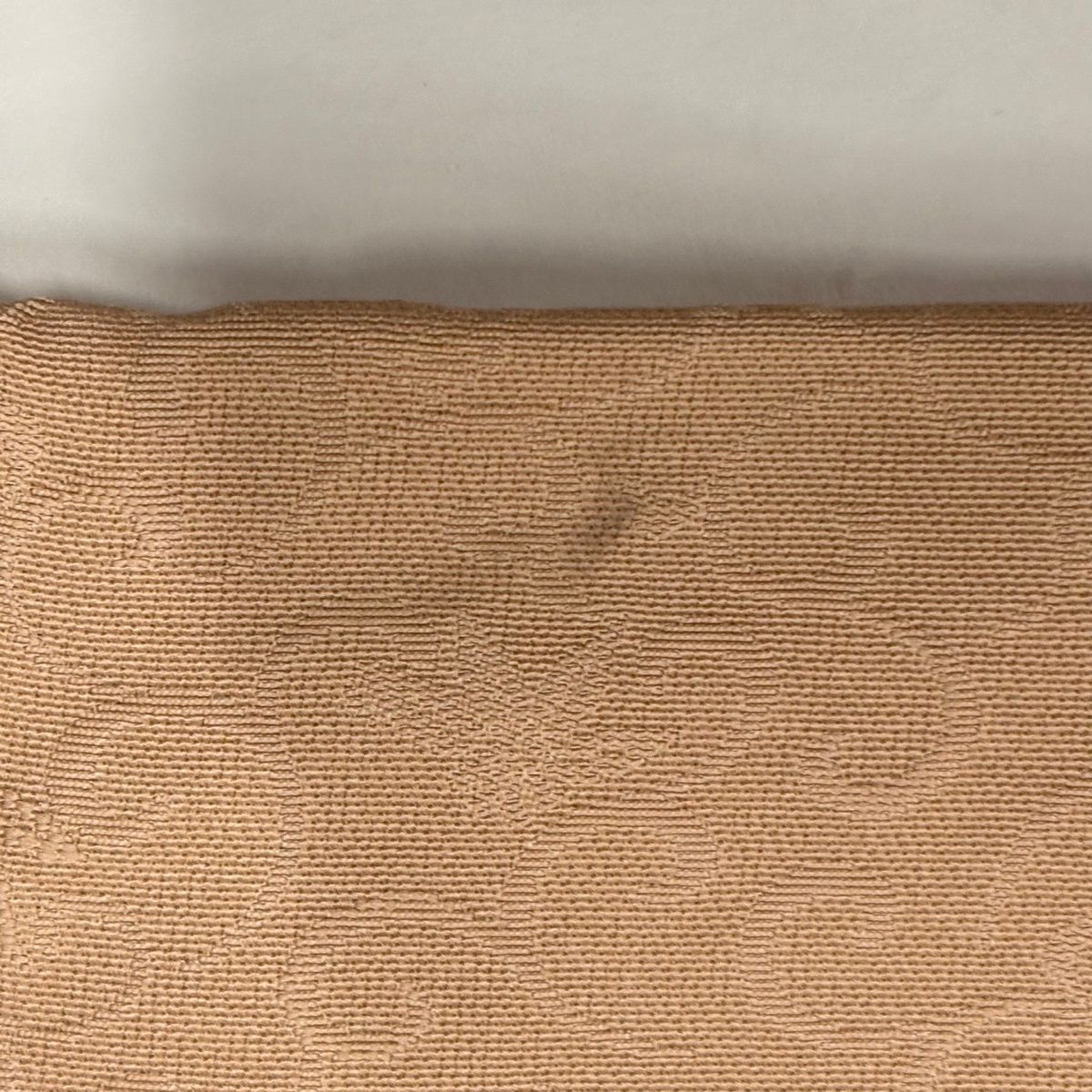 色無地 身丈159.5cm 裄丈68cm L 袷 花井幸子 落款 地紋 ピンク 正絹 秀