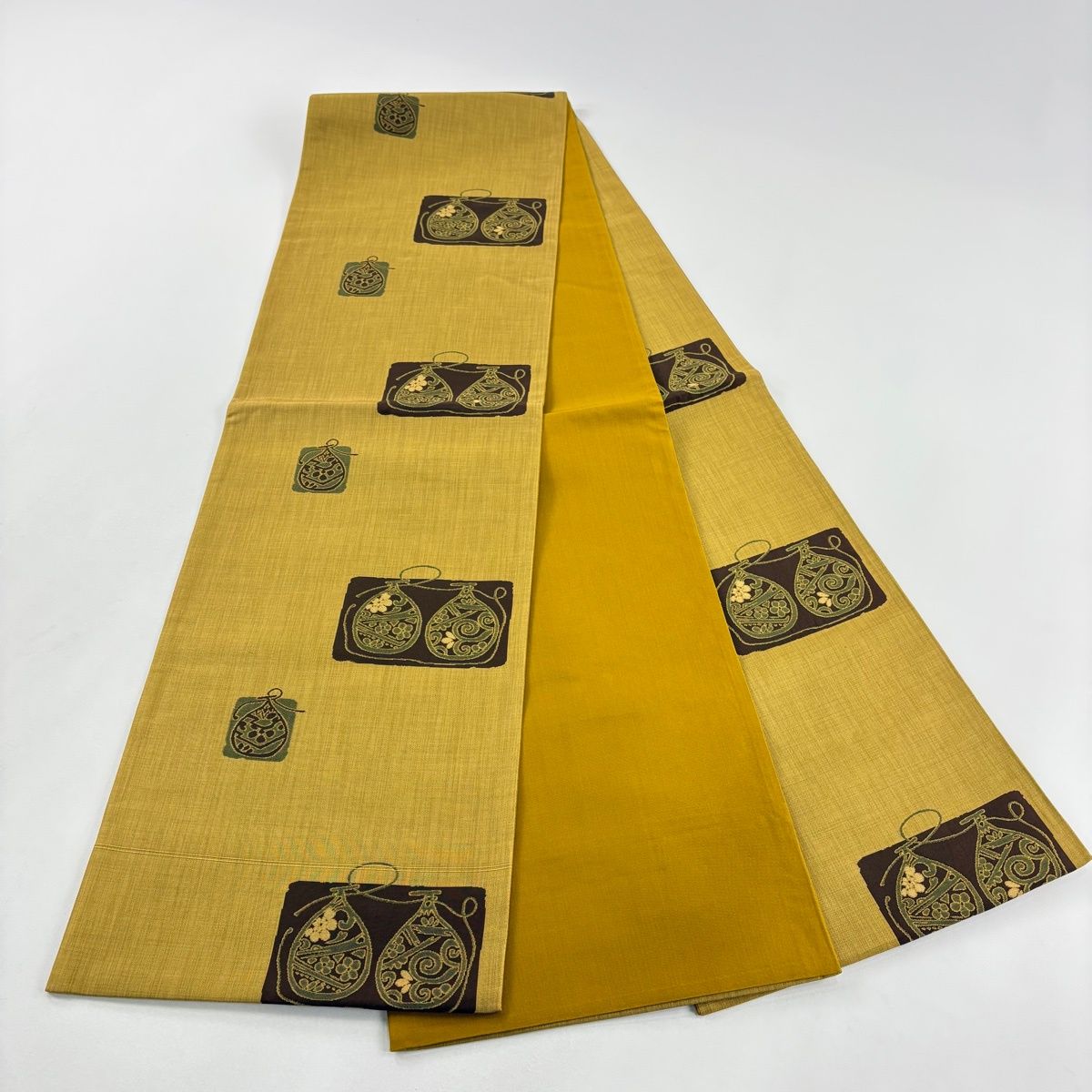 美品】 袋帯 秀品 紬地 草花 幾何学模様 黄土色 六通 正絹 【中古