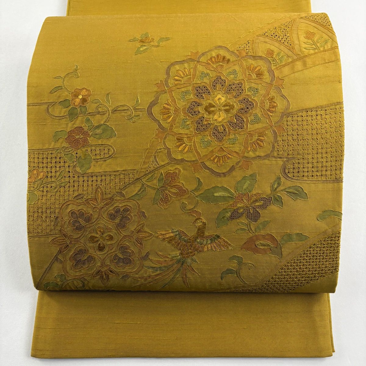 美品】 袋帯 秀品 紬地 華文 花鳥 刺繍 黄土色 お太鼓柄 正絹 【中古