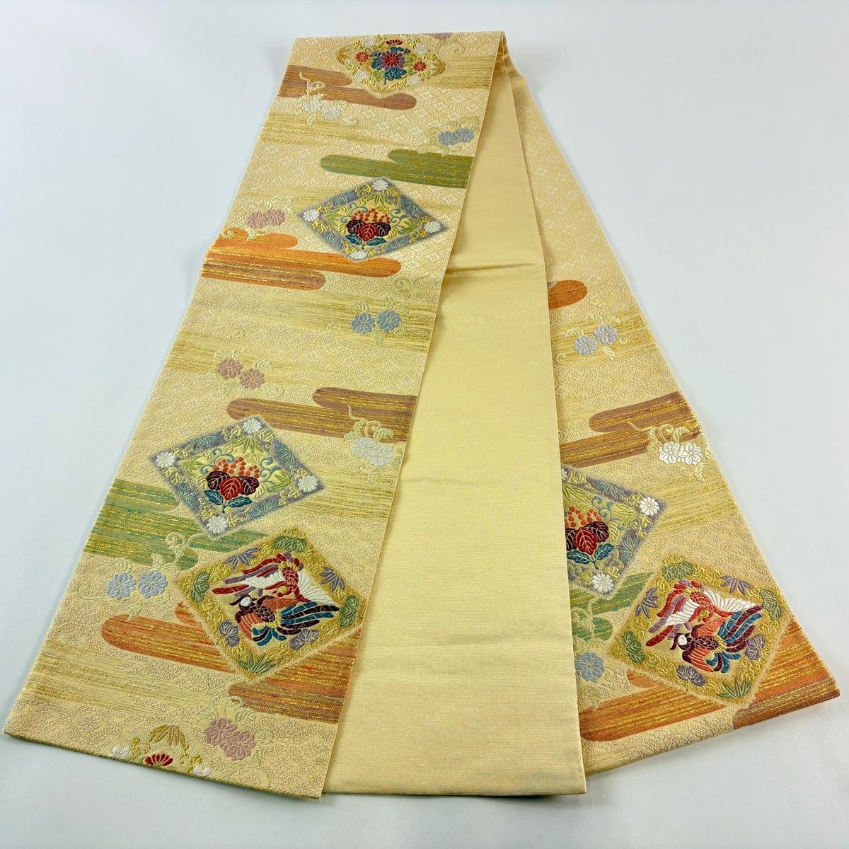 美品】 袋帯 秀品 桐竹鳳凰 霞 刺繍 金糸 薄黄土色 六通 正絹 【中古