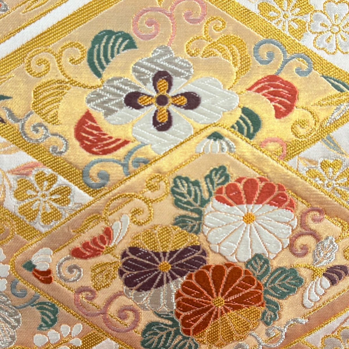 美品】 袋帯 秀品 桐竹鳳凰 菊 刺繍 金銀糸 ピンクベージュ 六通 正絹