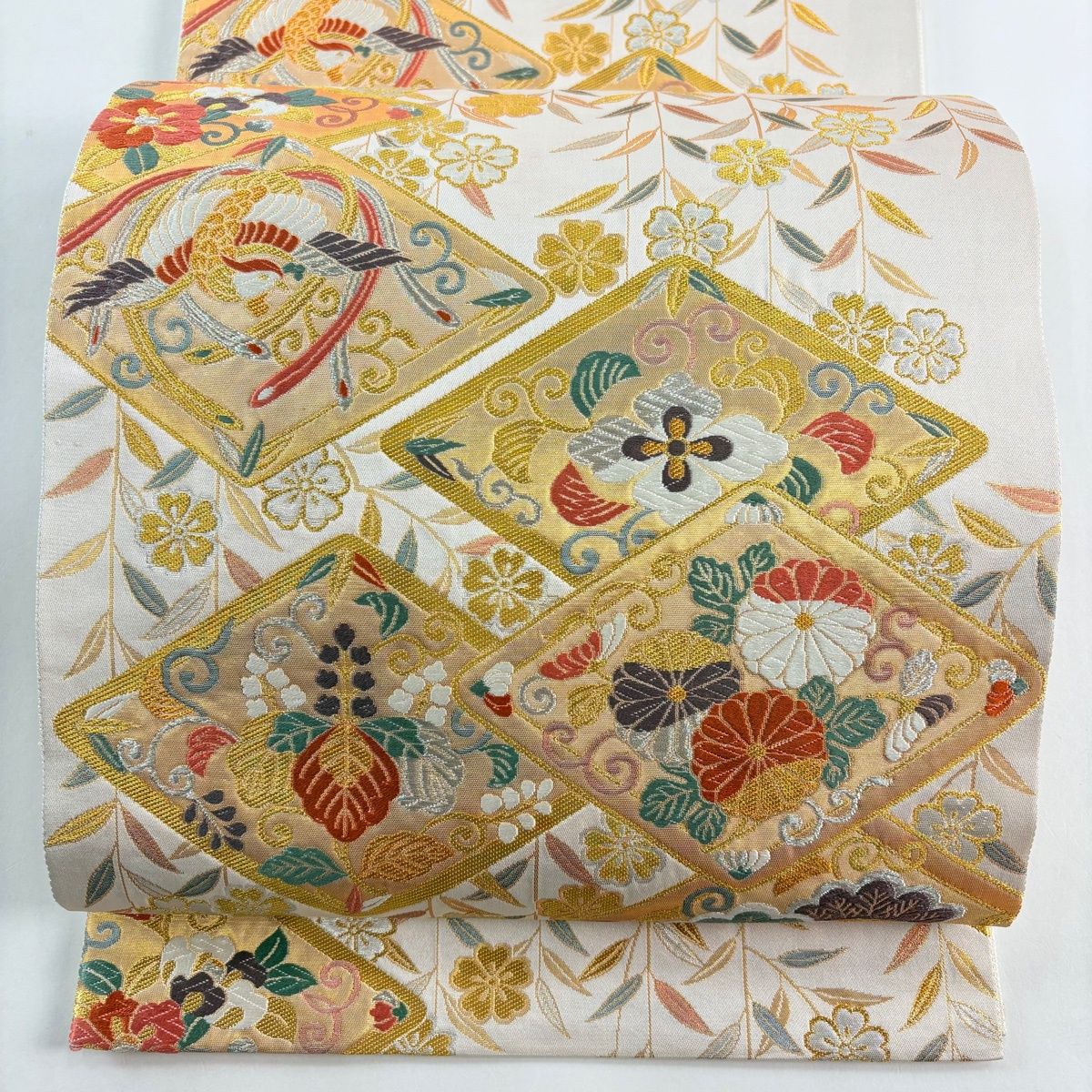 美品】 袋帯 秀品 桐竹鳳凰 菊 刺繍 金銀糸 ピンクベージュ 六通 正絹