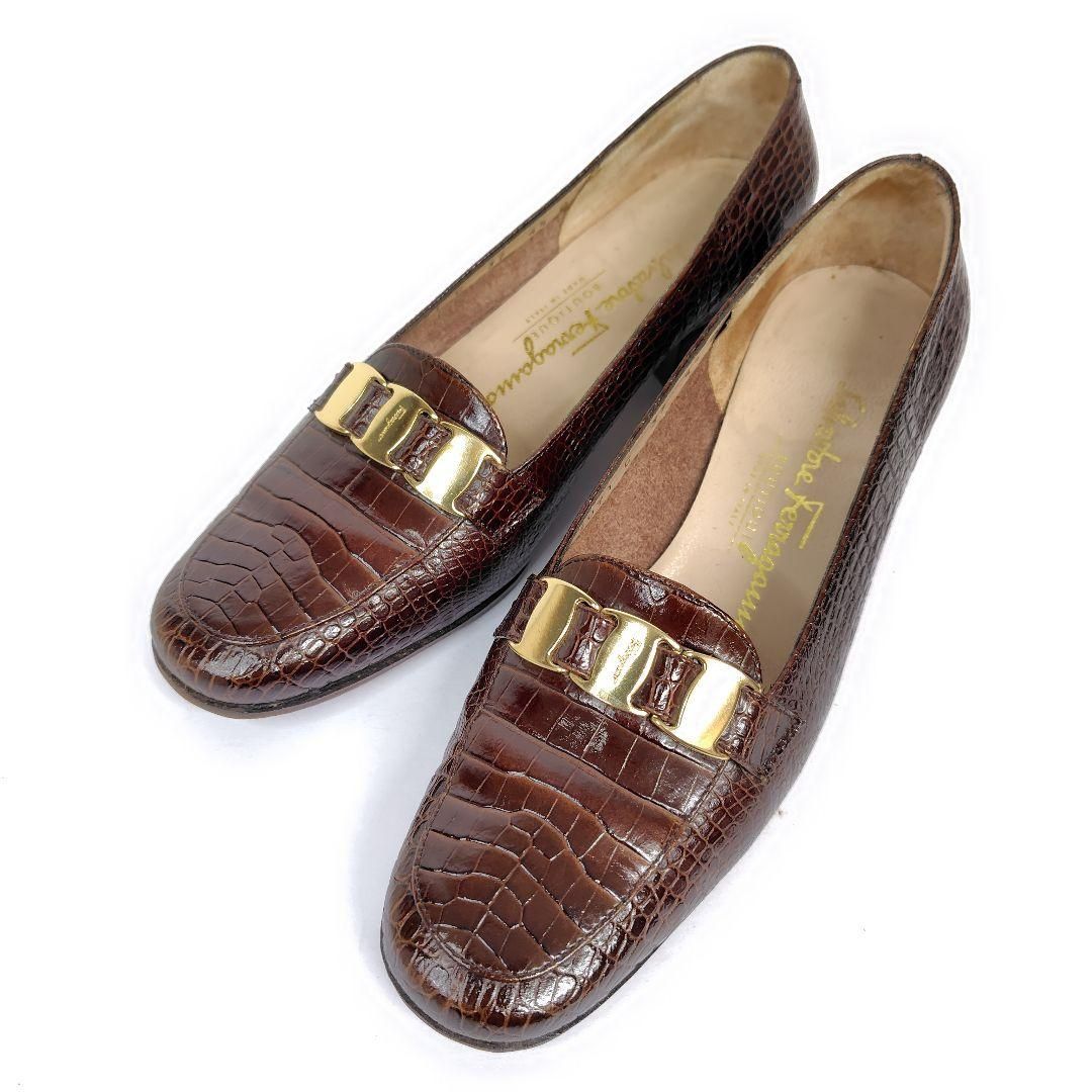 I60 Salvatore Ferragamo ローファー　クロコ　型押し　美品 I60 Salvatore Ferragamo ローファー クロコ 型押し 美品 Salvatore
