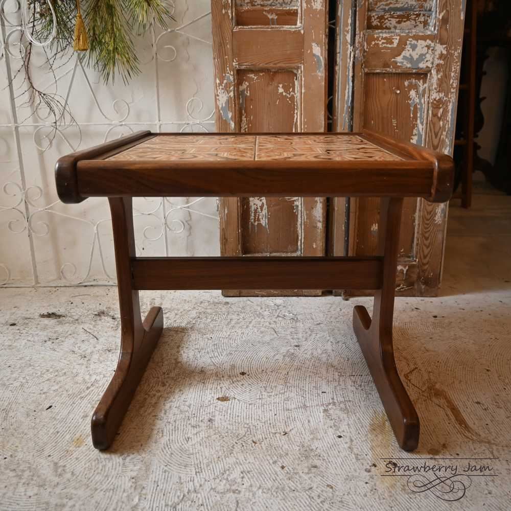 L3705-68 英国ヴィンテージ G-plan ジープラン コーヒーテーブル