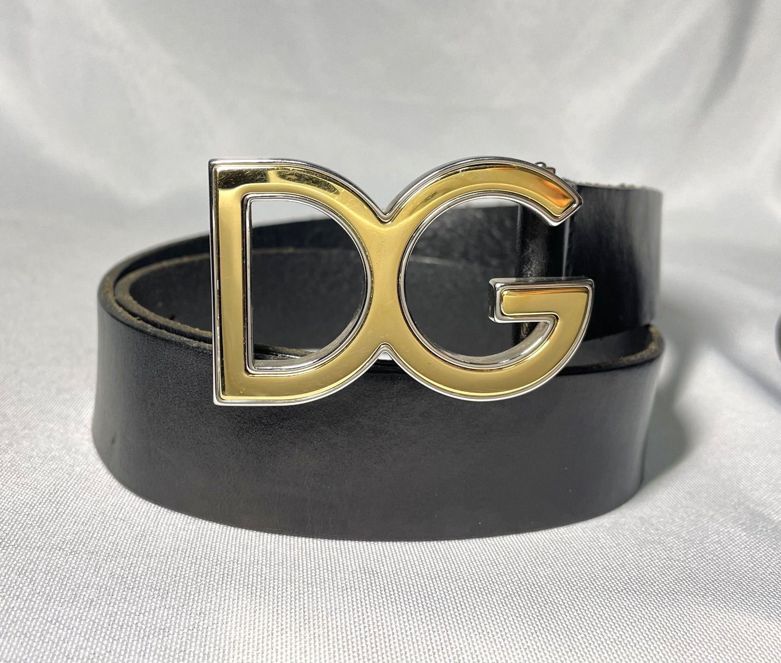 ドルチェ&ガッバーナ メタルバックル DG ロゴ 型押し ブラウン DOLCE&GABBANA ドルチェ&ガッバーナ DGロゴ オンライン ゴールド