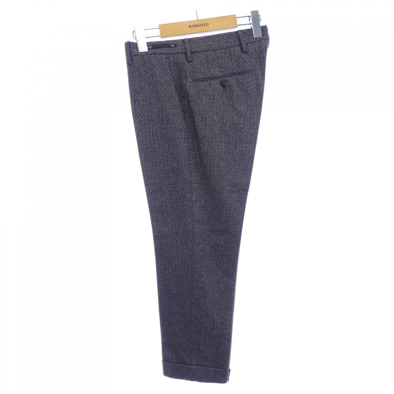 Huk Fishingフィッシングシャツ コレクション ネイビー バス柄 M（L