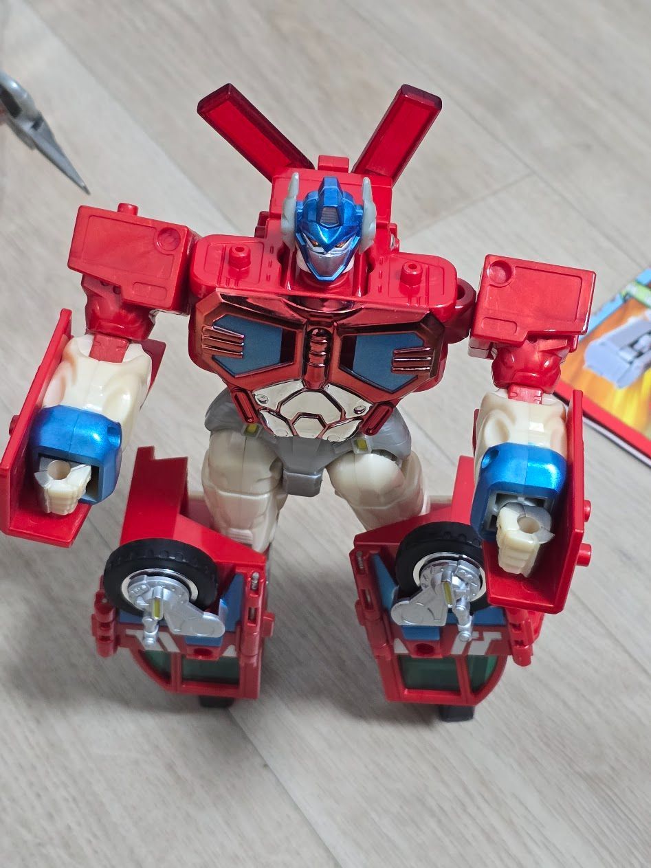 C-001 スーパーファイヤーコンボイ 「トランスフォーマー カーロボット」 C-001 スーパーファイヤーコンボイ 「トランスフォーマー カーロボット