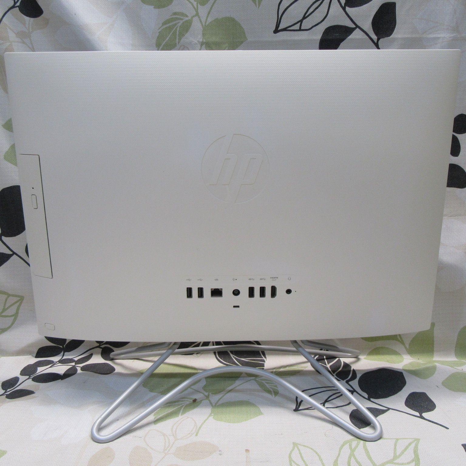 極上Win11公式対応CPU/メ8/新品SSD/DVD/TypeC/無線/カメラ 極上Win11公式対応CPU/メ8/新品SSD/DVD/TypeC/無線/カメラ 極上Win11公式