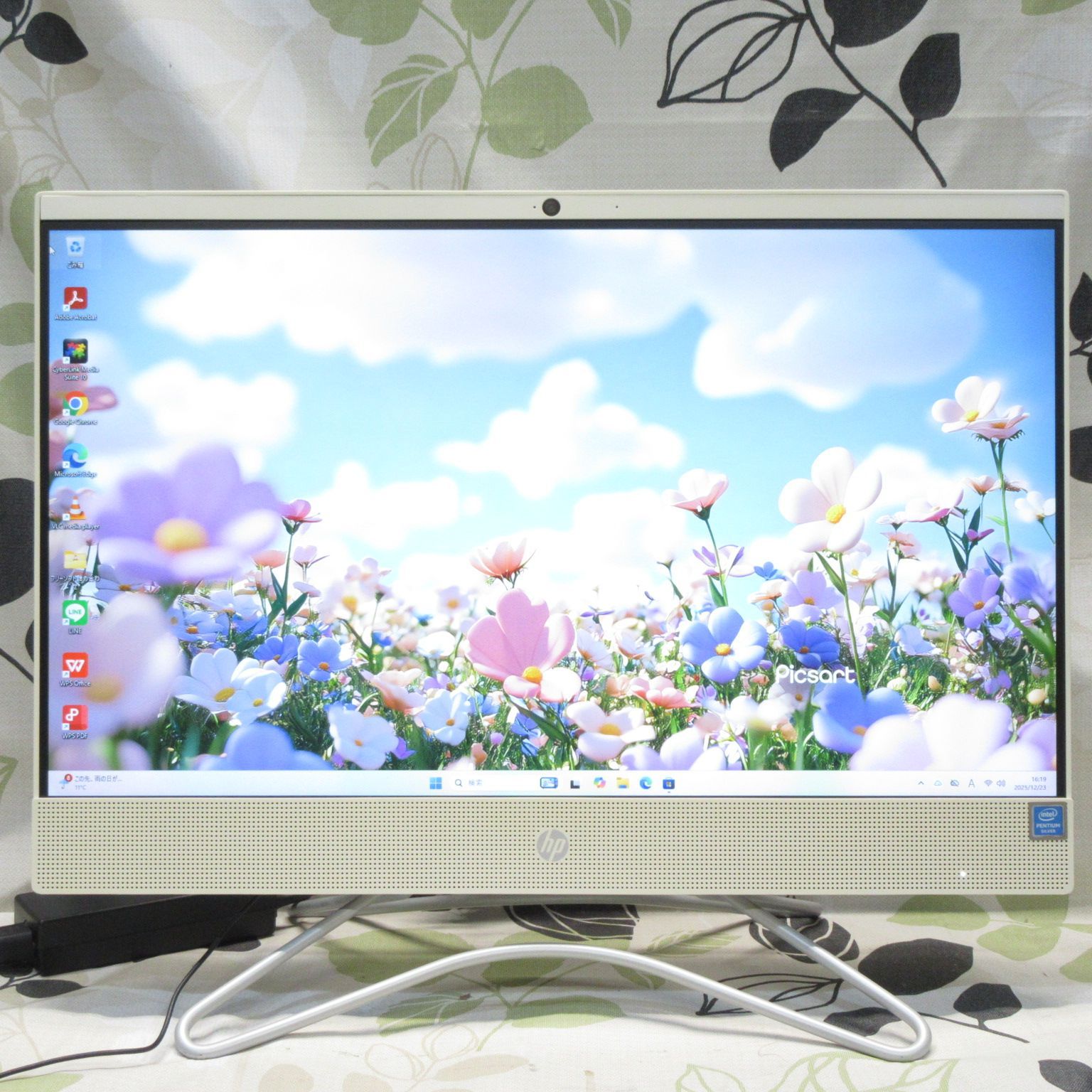 お手頃Win11公式対応8世代CPU/SSD+HDD/メ8/DVD/無線/カメラ お手頃Win11公式対応8世代CPU/SSD+HDD/メ8/DVD/無線/カメラ