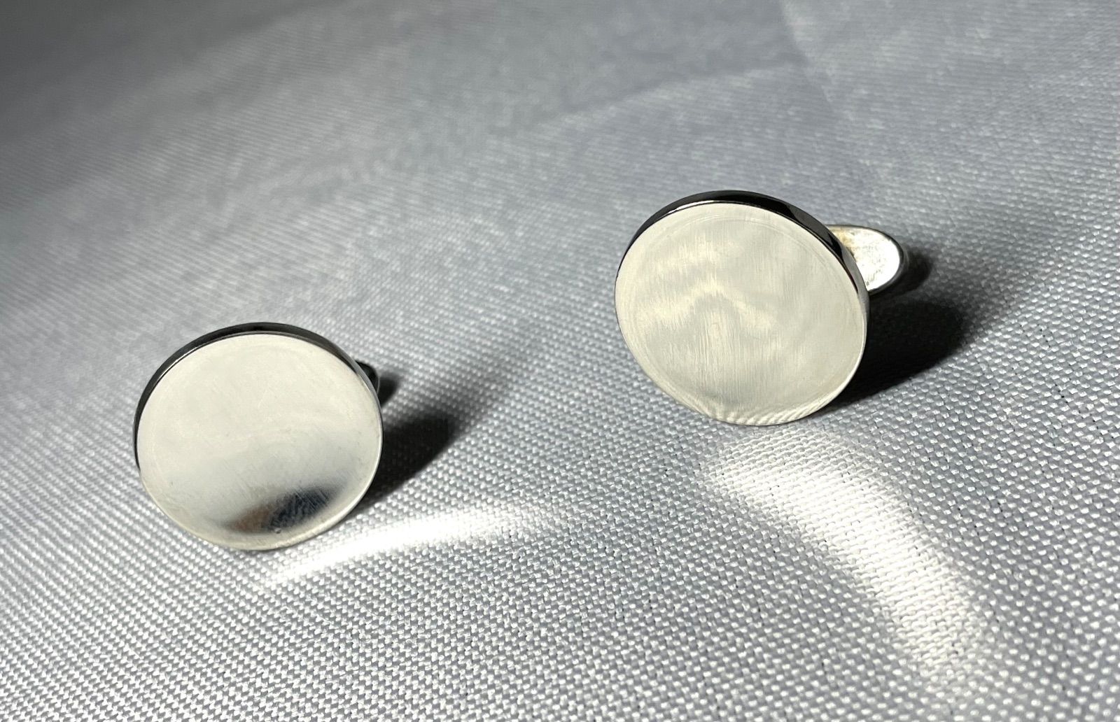  ジョージジェンセン カフリンクス シルバー×オニキス Men's classic sterling silver oval cufflinks | Georg Jensen