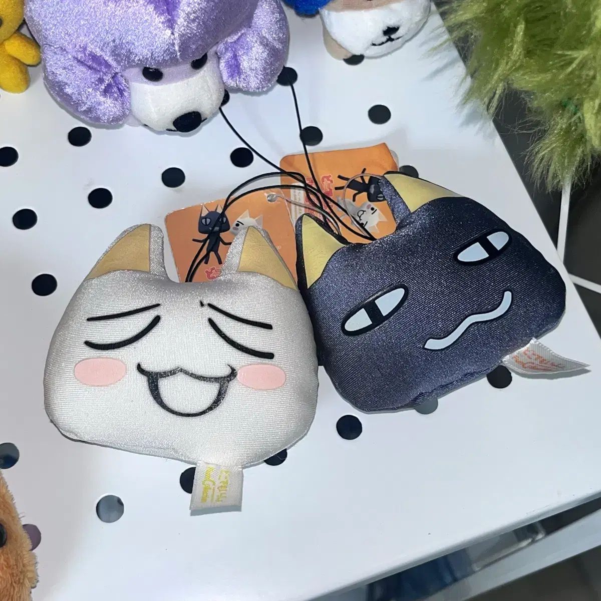 鬼龍 紅郎 どこでもいっしょ トロ 顔 ぬいぐるみ キーホルダー - メルカリ