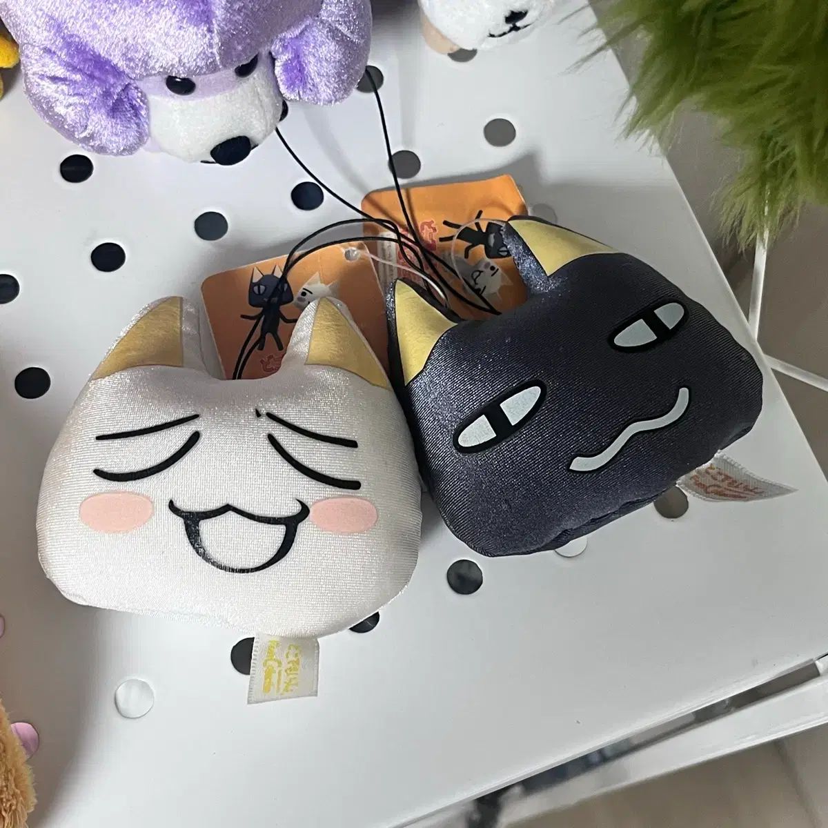 どこでもいっしょ　トロ　ぬいぐるみキーホルダー どこでもいっしょ マスコットキーホルダー (トロ/ジ～ン) – GRAPHT