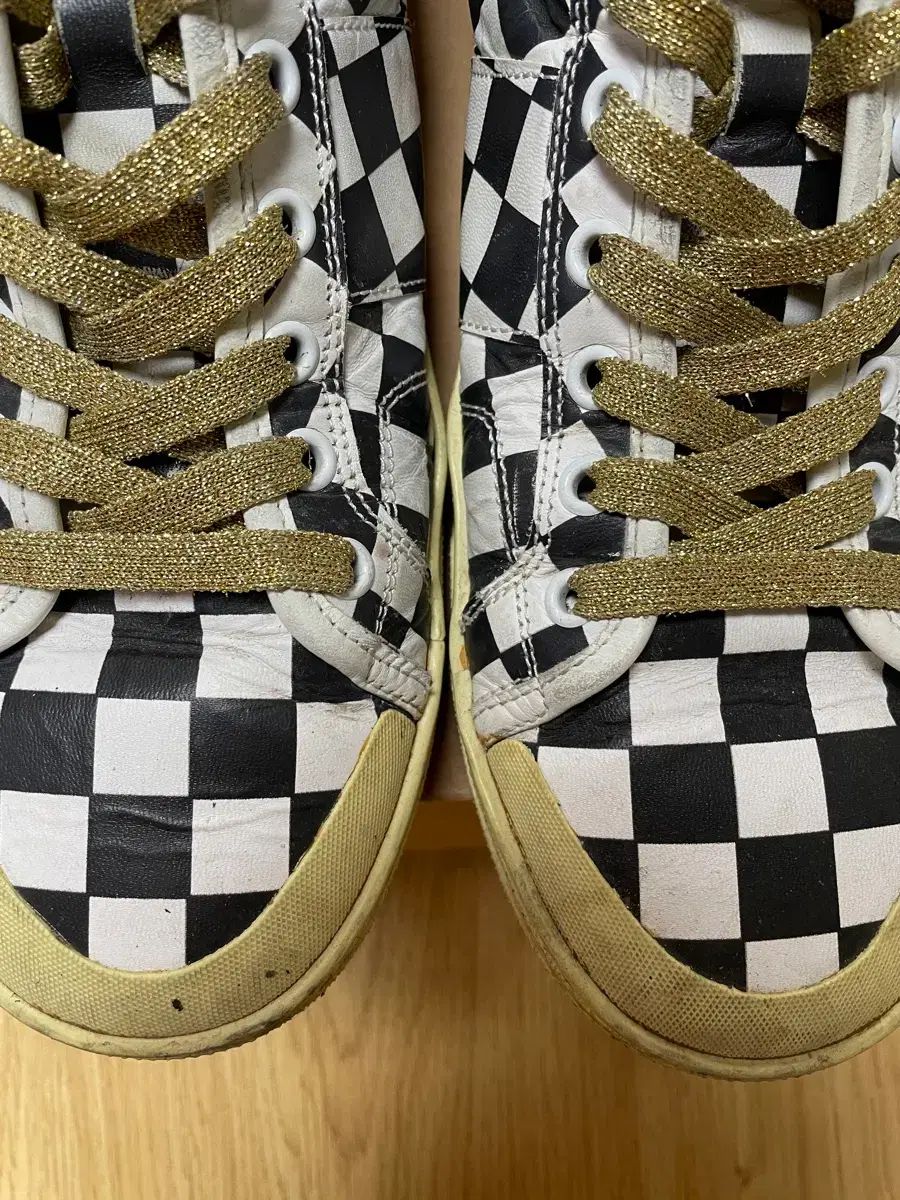 名作 SAINT LAURENT チェッカーパターン スニーカー サンローラン 5万円均一】【アウトレット】SAINT LAURENT サンローラン スニーカー