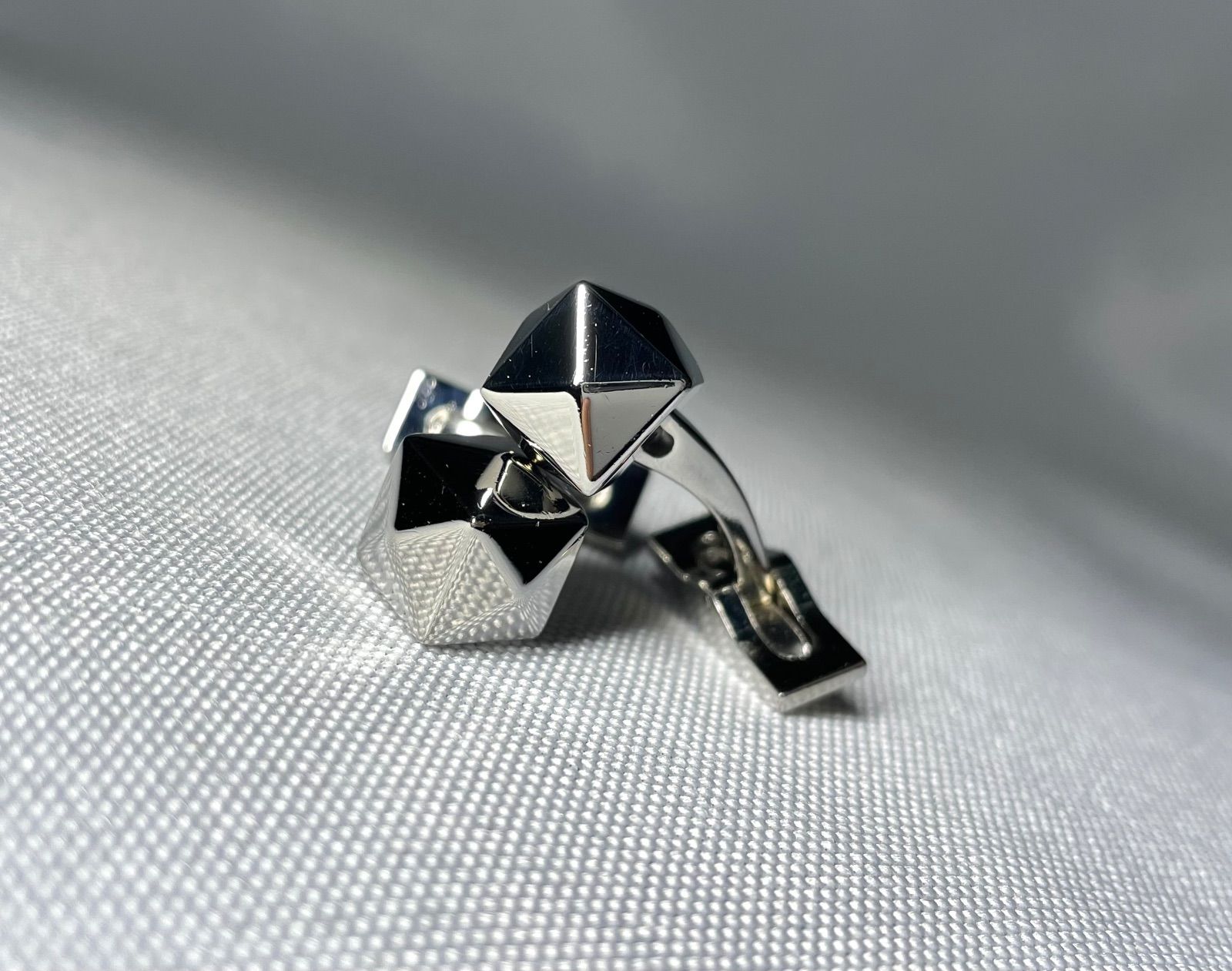 希少 S.T.Dupont デュポン 立体3D ダイヤカットデザインカフス