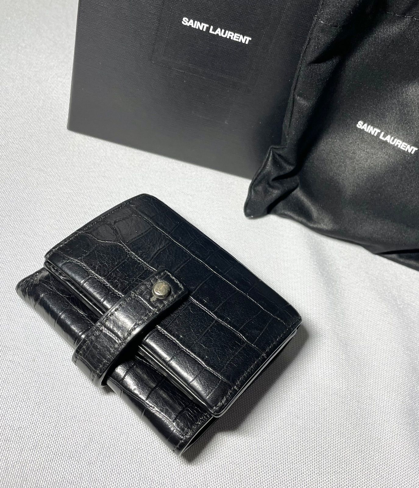美品 Saint Laurent Paris サンローランパリ 三つ折りレザー財布 黒