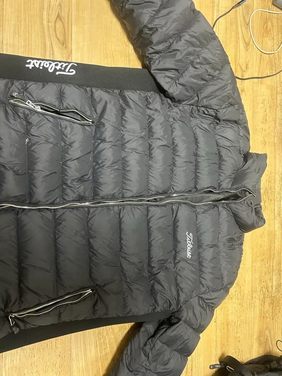 タイトリスト　軽量ダウン タイトリスト軽量ダウン