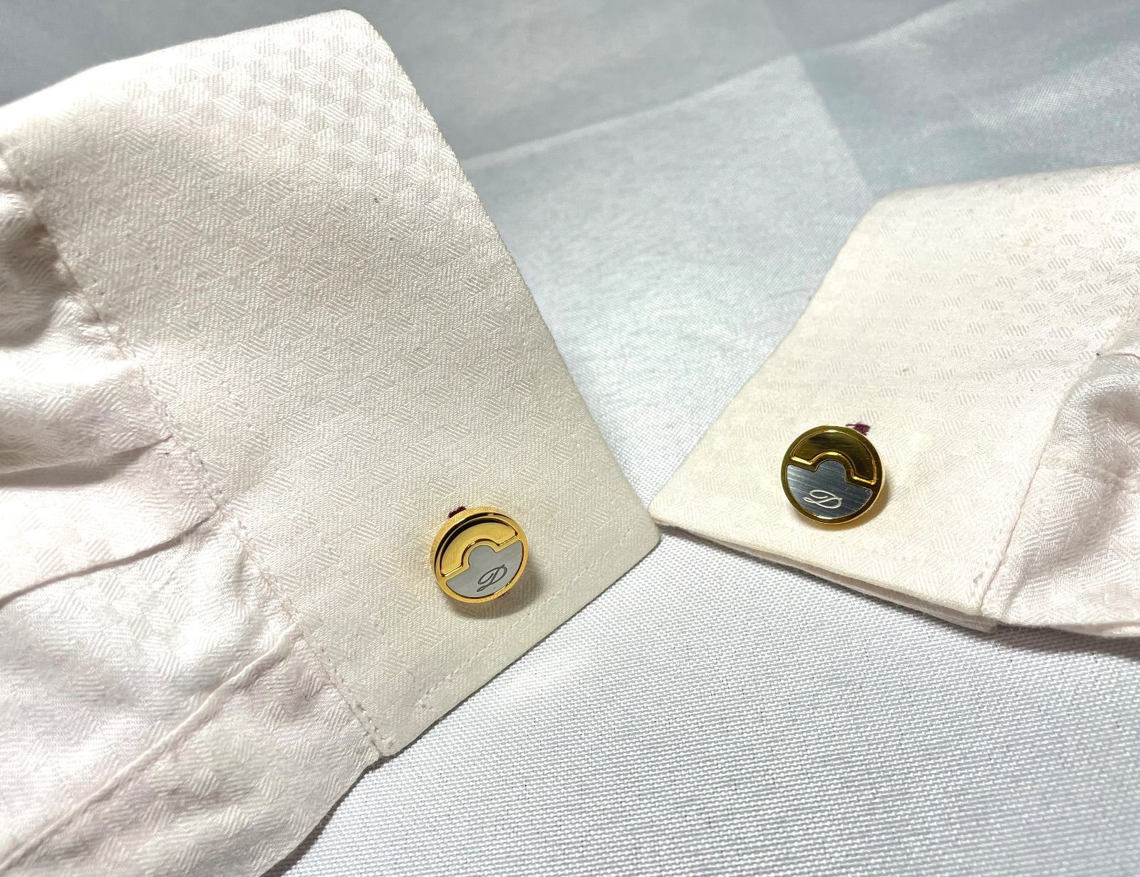 美品 ストア S.T.Dupont デュポン Dロゴ 艶消しシルバー＆ゴールド