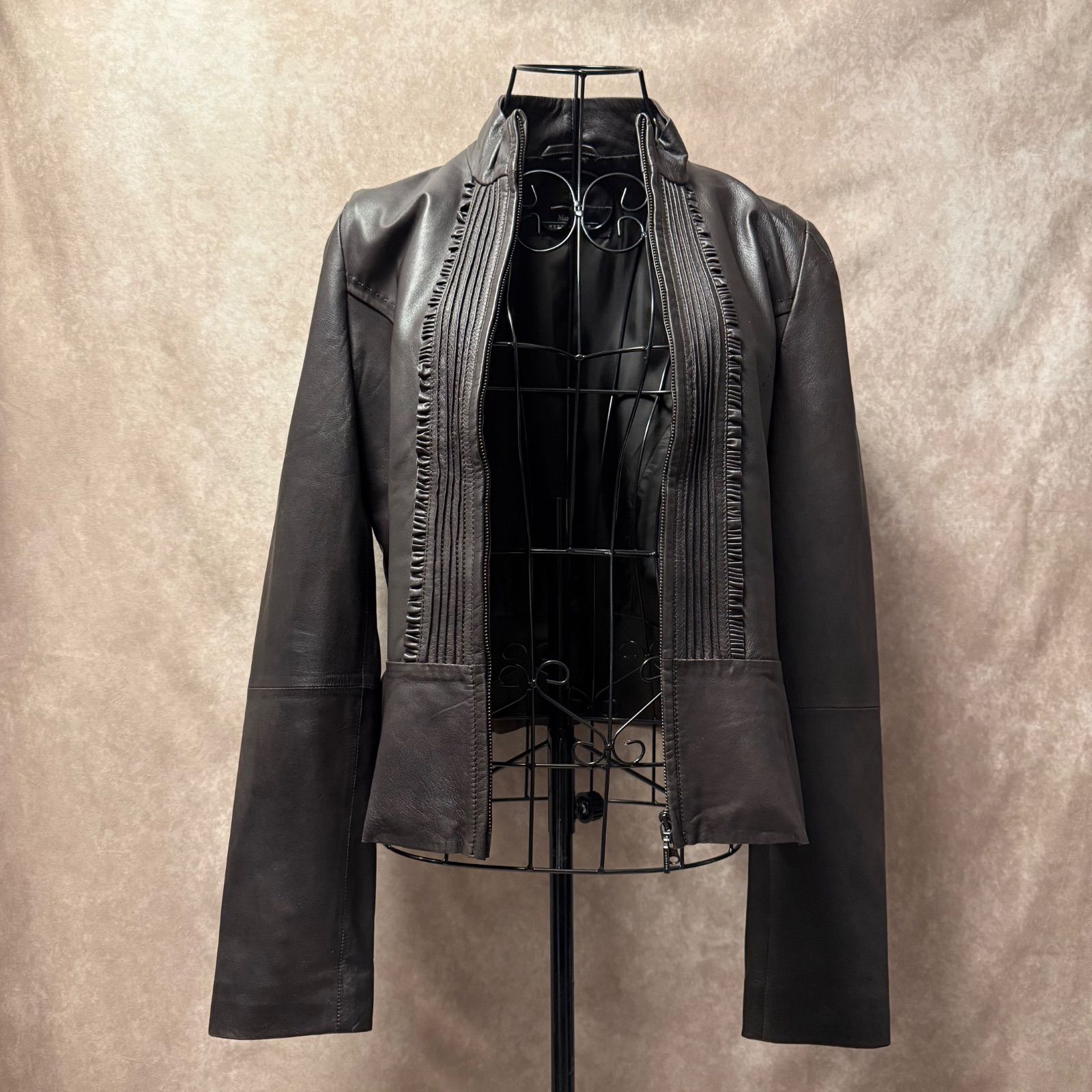 美品✨マックスマーラ　銀タグ　レザージャケット　ダブルジップ　黒38 ライダース 美品✨マックスマーラ 銀タグ レザージャケット ダブルジップ 黒38