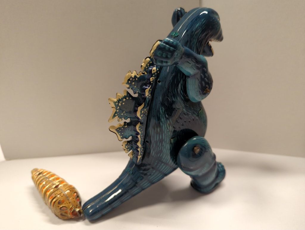 ビリケン商会 ゼンマイ歩行ブリキ ゴジラ(幼虫モスラ付) ブルー 180mm