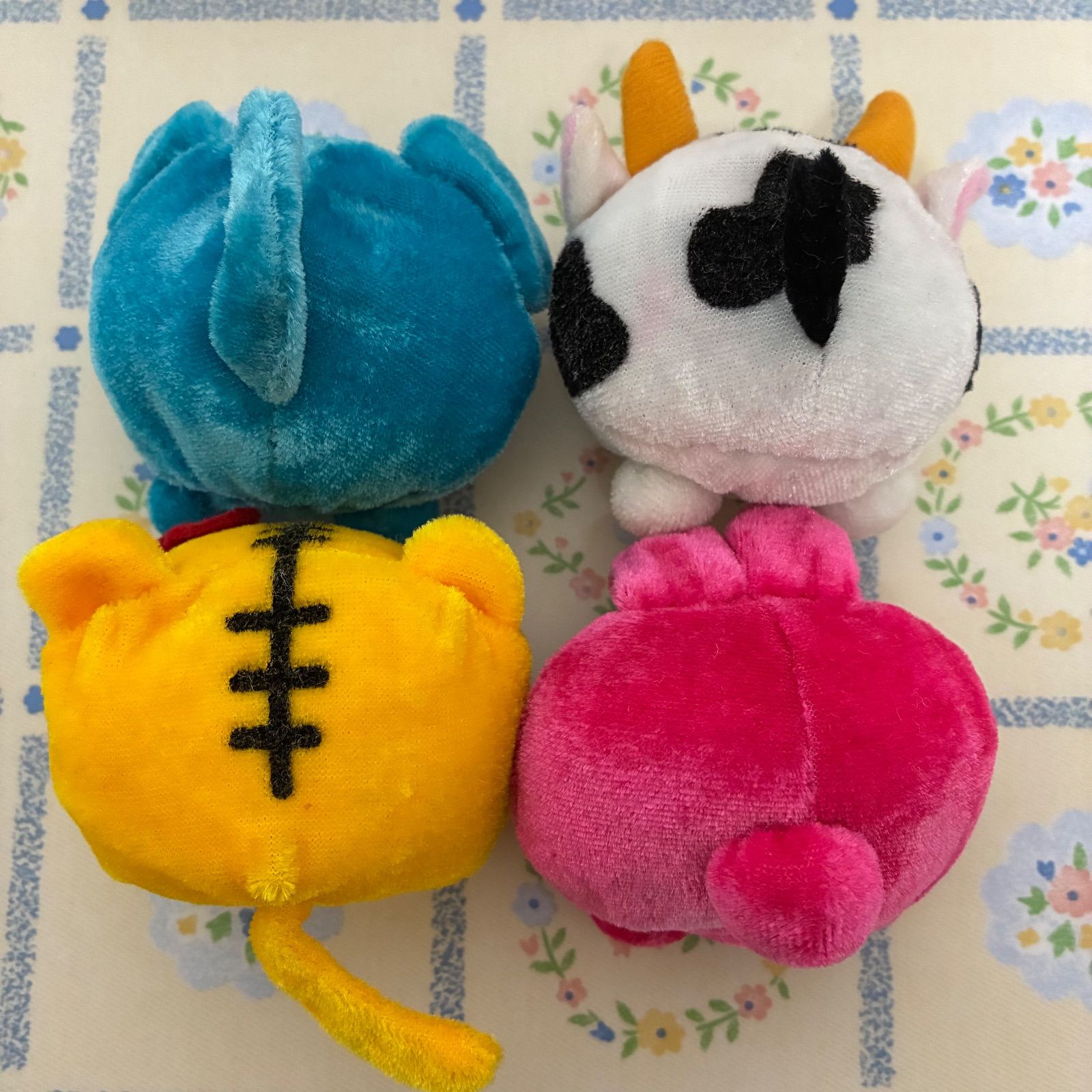 ハローキティ十二支おてだま＆迎春マスコット】ぬいぐるみお手玉