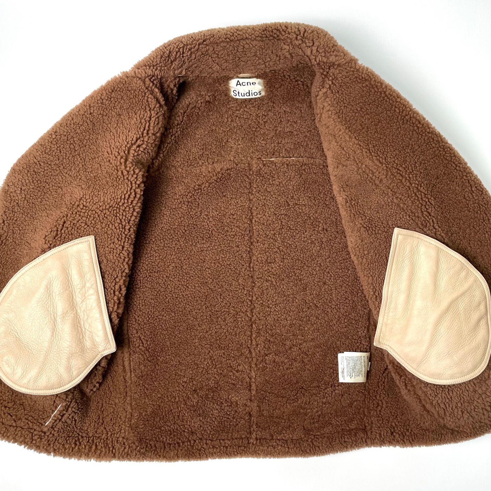 Yam追加送料込み　ACNE ムートン ライダース 38 ベージュ Yam追加送料込み ACNE ムートン ライダース 38 ベージュ 2026年最新