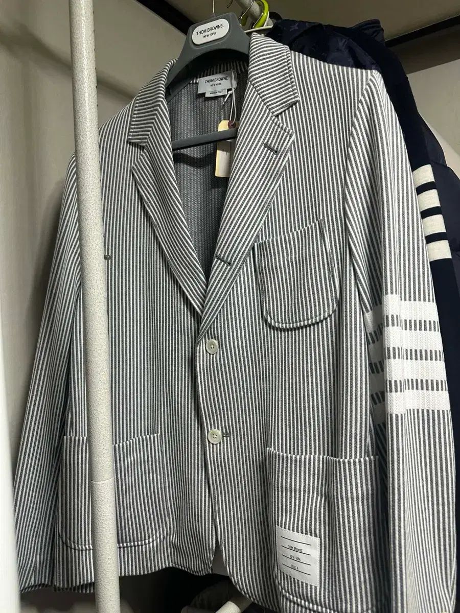 新品 / 4size トム・ブラウン シアサッカー ストライプ ブレーザー